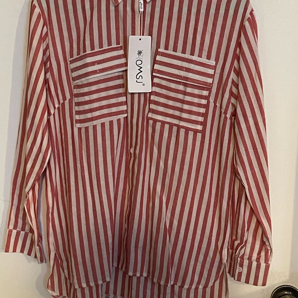 Omsj button up Red/White. Size small